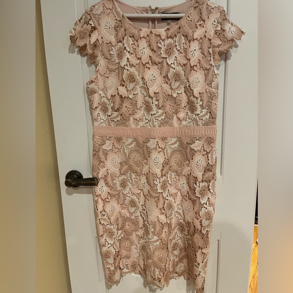 Women lace dress in peach/white by Karl Lagerfeld size 12